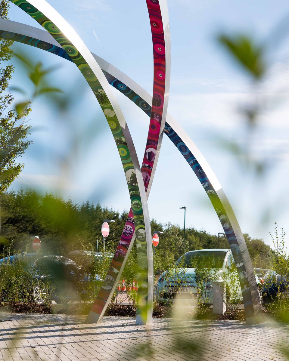 case-study-broadbridge-heath-gateway-sculpture-1