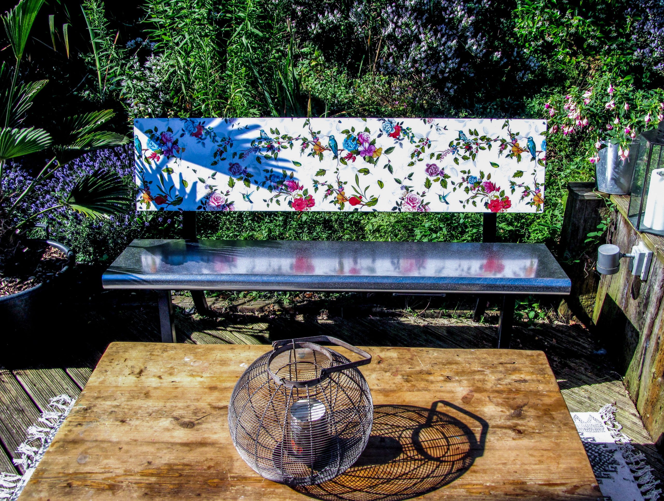 case-study-street-furniture-from-dragon-bench-on-brighton-seafront-1