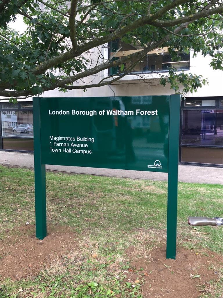 product-post-mounted-signs-4